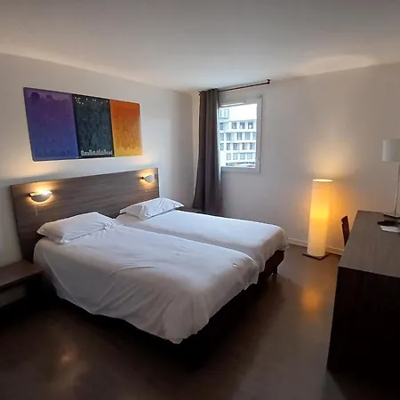 Aparthotel The Originals Hevea 3*