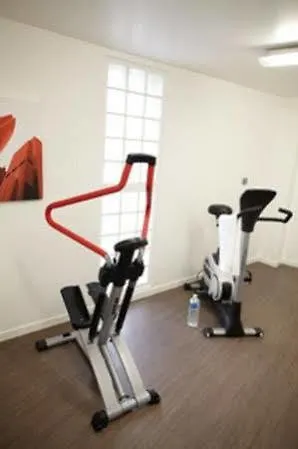 Ξενοδοχείο με διαμερίσματα The Originals Hevea