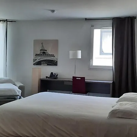 Apartmanhotel The Originals Hevea