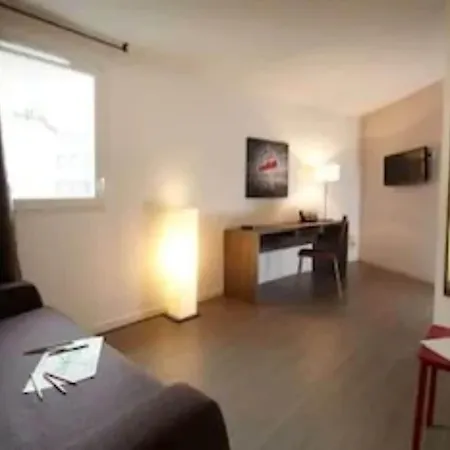 Apartmanhotel The Originals Hevea Valence