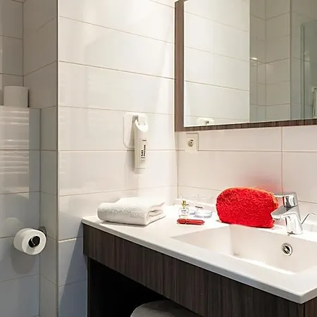 Aparthotel The Originals Hevea Valence (Drome)