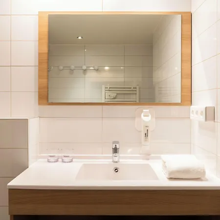 Aparthotel The Originals Hevea Valence (Drome)