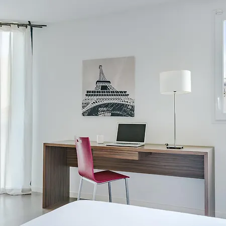 Apartmanhotel The Originals Hevea Valence