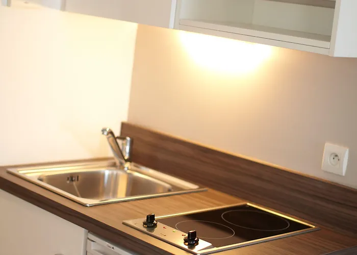 Hotel apartamentowy The Originals Hevea 3*