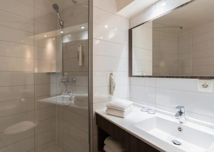 The Originals Hevea Hotel apartamentowy Valence (Drome)