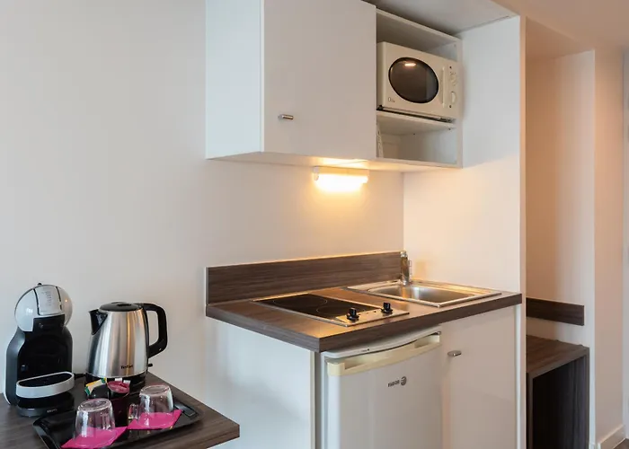 Hotel apartamentowy The Originals Hevea 3*