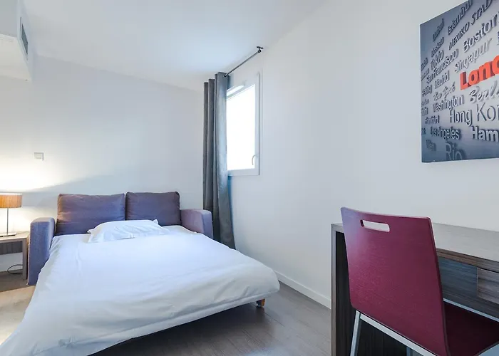 Hotel apartamentowy The Originals Hevea 3*